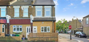 3 bed end terrace house for sale