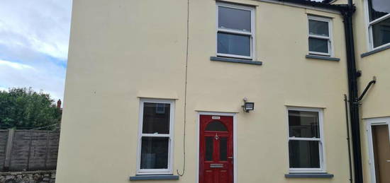 1 bedroom semi-detached house