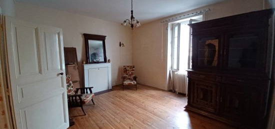 Vente maison 9 pièces 150 m²