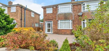 3 bedroom semi-detached house for sale