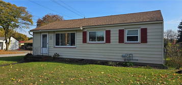 278 Vinal Ave, Irondequoit, NY 14609