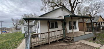 135 E 11th St Unit 135, Junction City, KS 66441