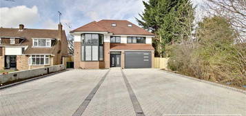 Detached house to rent in Orchard Close, Elstree, Borehamwood, Hertfordshire WD6