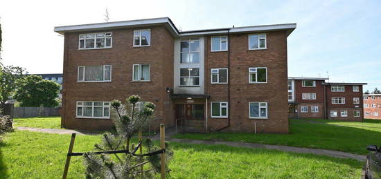 Flat to rent in Tugford Road, Bournville Village Trust, Selly Oak, Birmingham B29