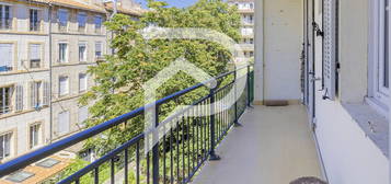 T3 68m² grand balcon CATALANS