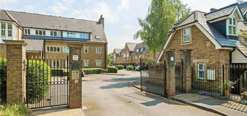 3 bedroom terraced house