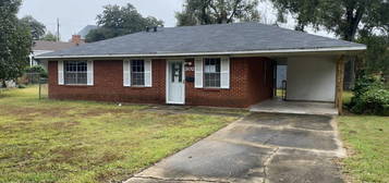 302 Mingo Cir, Opelousas, LA 70570