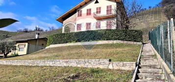 Casa indipendente in vendita in via Scandolera, 105