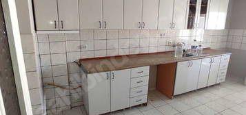 MERKEZDE 120 M2 2 .ARA KATTA KİRALIK DAİRE