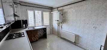 FATİH MAH. SİTE İÇİ ARA KAT KOMBİLİ 3+1 SATILIK DAİRE