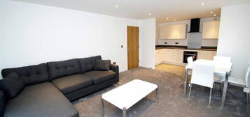 Flat to rent in Bouverie Court, Leeds City Centre, Leeds LS9