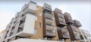 JARDINS DE BOHEME : T2 avec terrasse et parking à MONTPELLIER