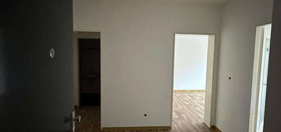 Renovierte 3-Zimmer Wohnung (WBS-PFLICHTIG)