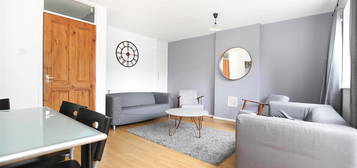 Town house to rent in Henry Square, Sandyford, Newcastle Upon Tyne NE2