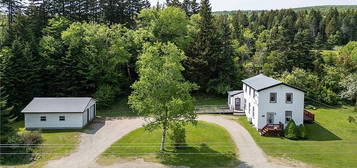 8390 Main St, Alma, NB E4H 1M3