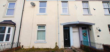 4 bed terraced house for sale