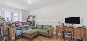 Bungalow to rent in Manor Gardens, London N7