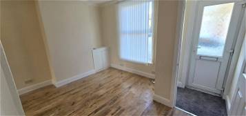 Property to rent in Cavour Road, Sheerness ME12