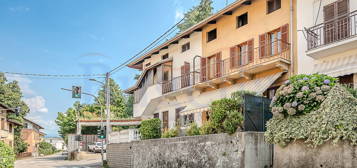 Villa a schiera via Giuseppe Garibaldi 10, Centro, Cossato