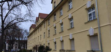 Geräumige, helle Dachgeschosswohnung