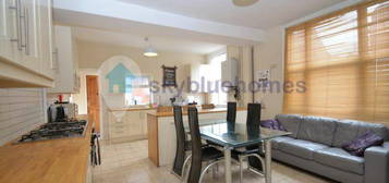 8 bedroom terraced house