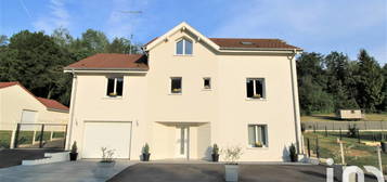 Maison 2 étages  à vendre, 5 pièces, 4 chambres, 205 m²