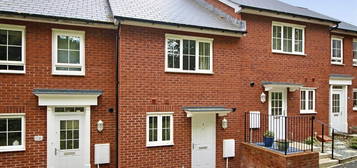 2 bed terraced house to rent