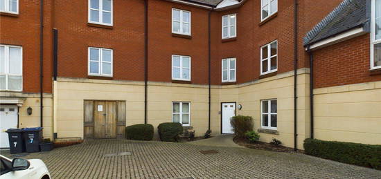 Flat for sale in Turners Court, Melksham SN12