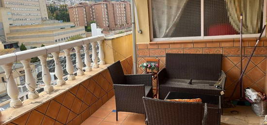 Apartamento de alquiler en Hospital