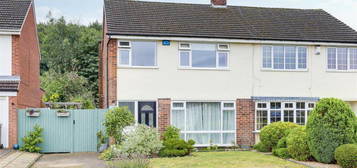 3 bedroom semi-detached house for sale