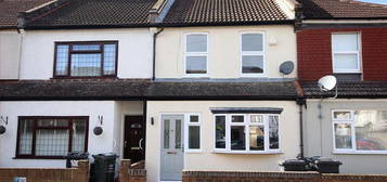 3 bedroom detached house to rent