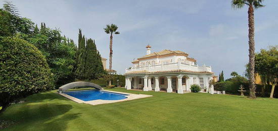 Chalet en La Alcaidesa, Línea de la Concepción (La)