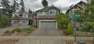 19401 7th Ave SE, Bothell, WA 98012