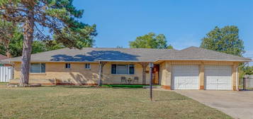 7105 S Douglas Ave, Oklahoma City, OK 73139