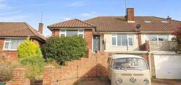 3 bed semi-detached bungalow to rent