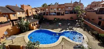 Chalet en calle de Pepa Flores Gonz&#xE1;lez