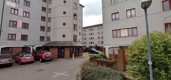 2 bed flat to rent