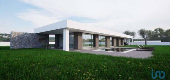 Casa / Villa T3 em Cela de 261,00 m2