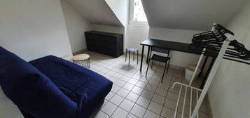 À louer studio meublé 15m2 plein centre ville d’Angers