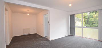 2 bed flat to rent