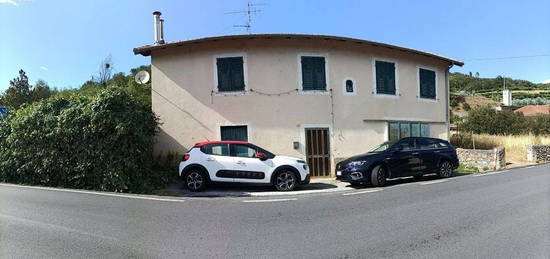 Casa indipendente in vendita in strada provinciale