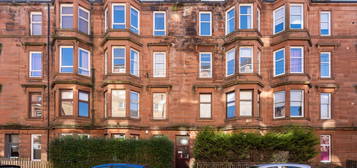 Flat to rent in Roslea Drive, Dennistoun, Glasgow G31