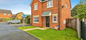 4 bed detached house for sale