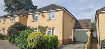 Property for sale in Melville Gardens, Sarisbury Green, Southampton SO31