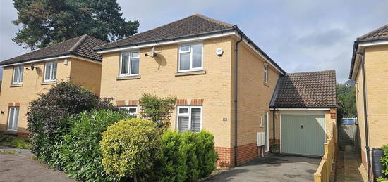 Property for sale in Melville Gardens, Sarisbury Green, Southampton SO31