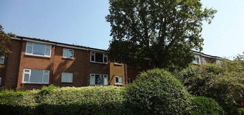 Flat for sale in Holly Drive, Waterlooville, Hampshire PO7