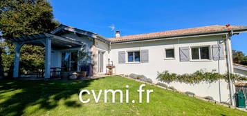 Vente maison 7 pièces 280 m²