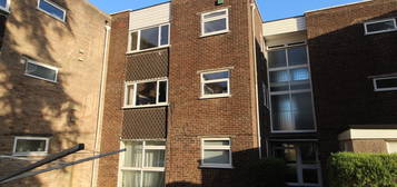 Flat to rent in Abbotswood, Yate, Bristol BS37