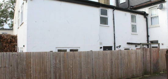 2 bedroom semi-detached house