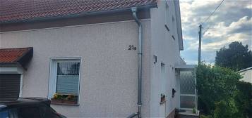 Gepflegte 3-Zimmer-Doppelhaushälfte mit EBK in Halberstadt